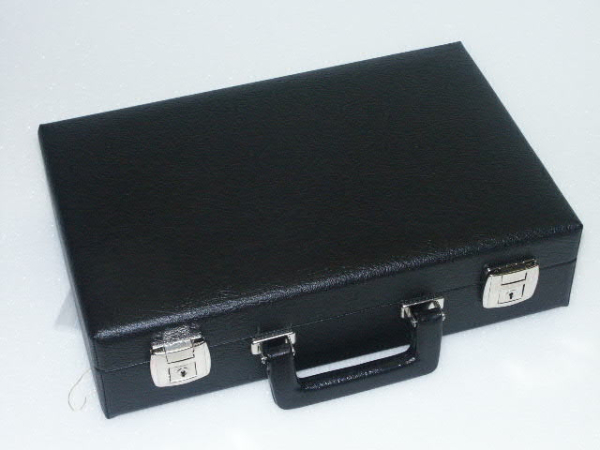 Koffer für Es-Klarinette KARISO Nr. 95 für deutsches Griffsystem